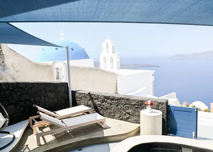 Three Bells * Firostefani