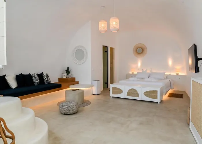 Three Bells Апартаменты